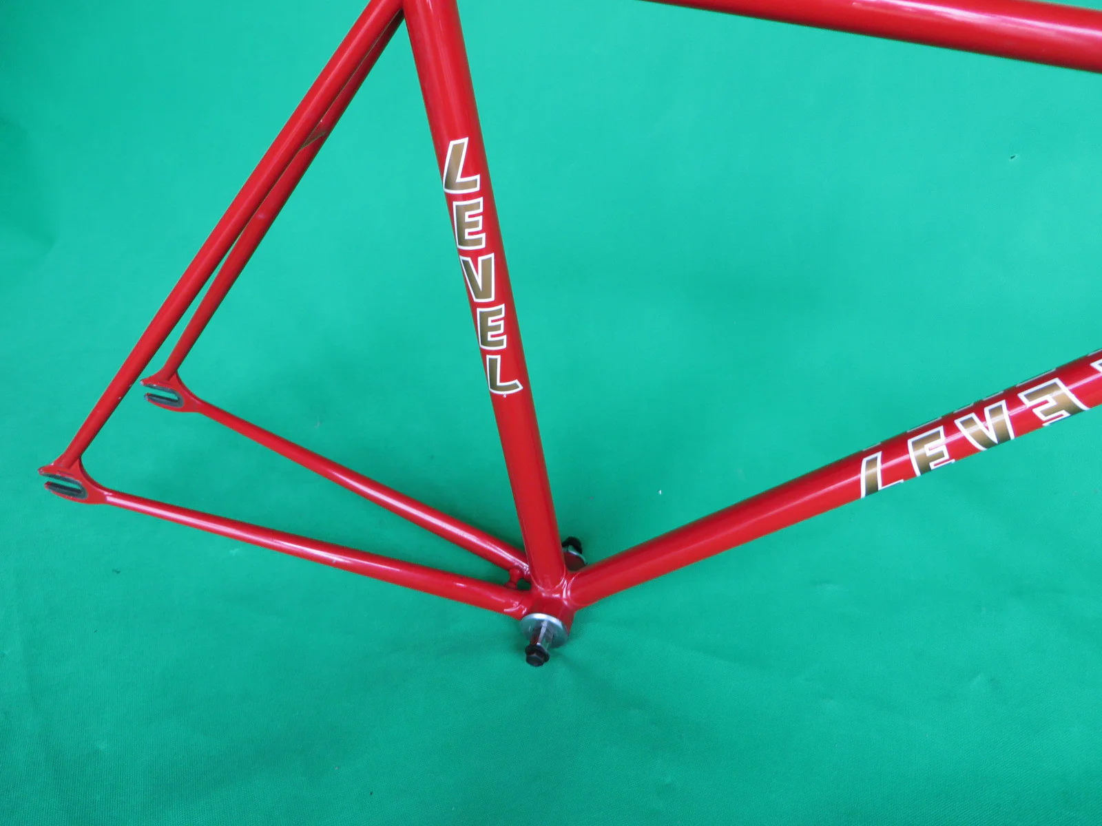 Level Red (49.5cm) - Image 12