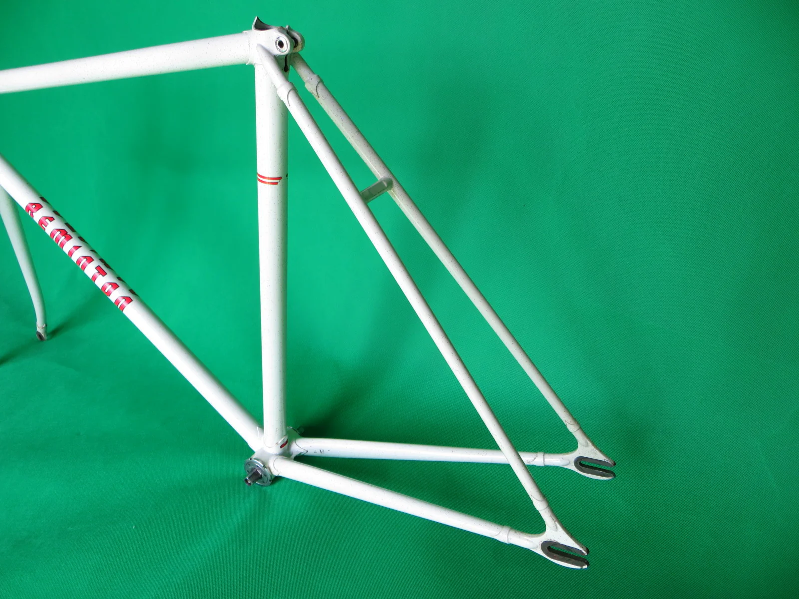 Reminton White Silver Flake (52cm) - Image 6